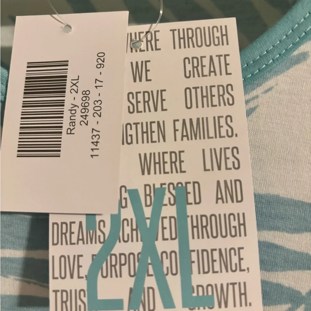 LulaRoe Randy - Picture 2 of 3